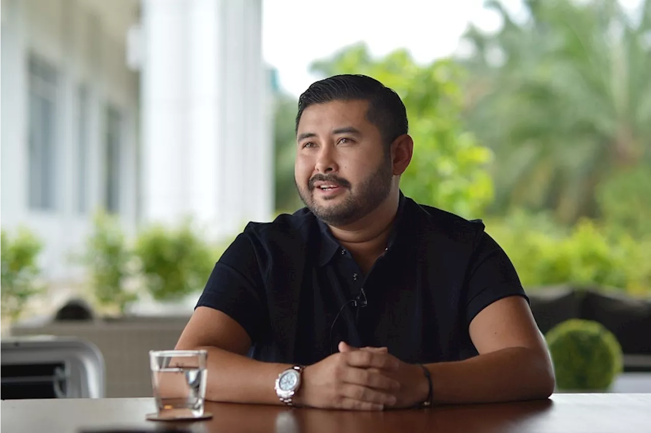 Leave Johor if not happy with weekend change, says Tunku Ismail