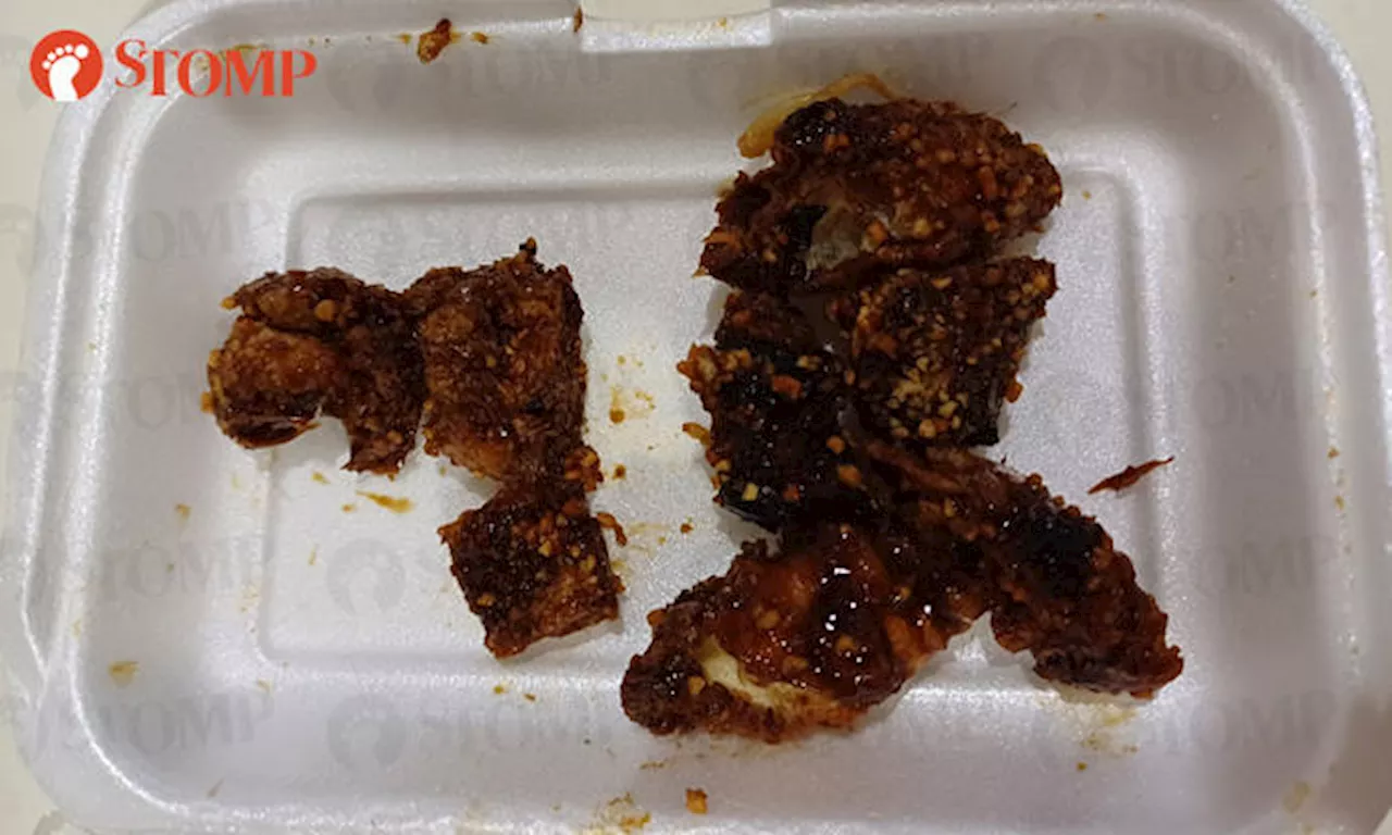 Man slams 'heartless' Chomp Chomp stall for serving 'burnt beyond black' rojak