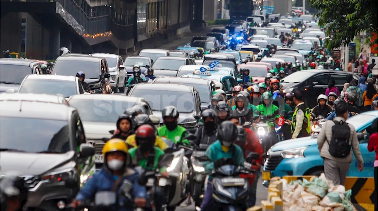 Masih Khawatir Jadi Penyebab Sepeda Motor Listrik Belum Diminati di Indonesia