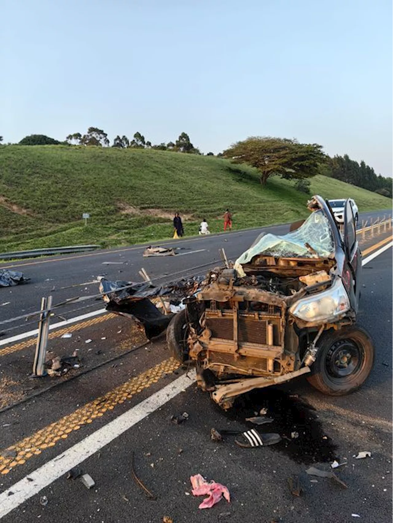 Learners among eight dead in N2 Mandeni collision