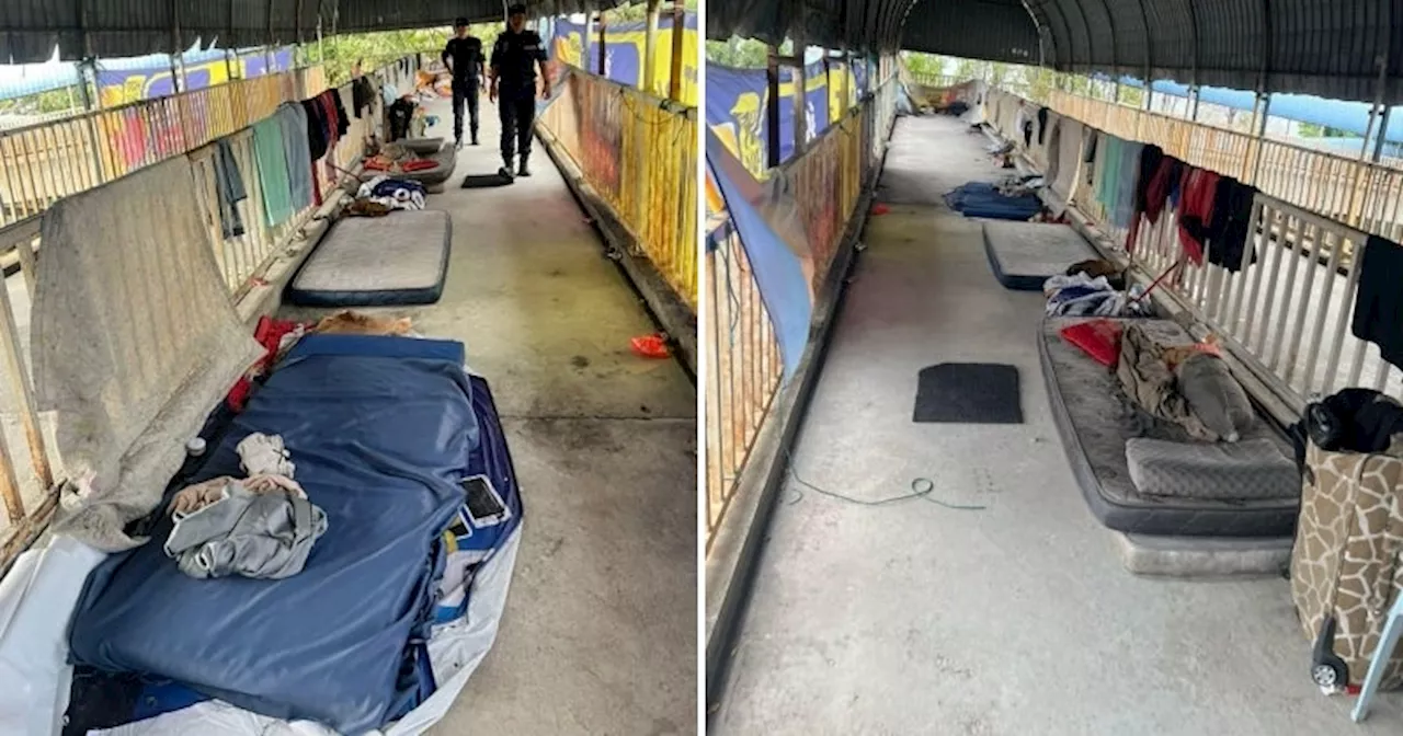 Foreigners Turn a Subang Jaya Pedestrian Bridge Into Their Home, Complete with Chairs & Mattresses