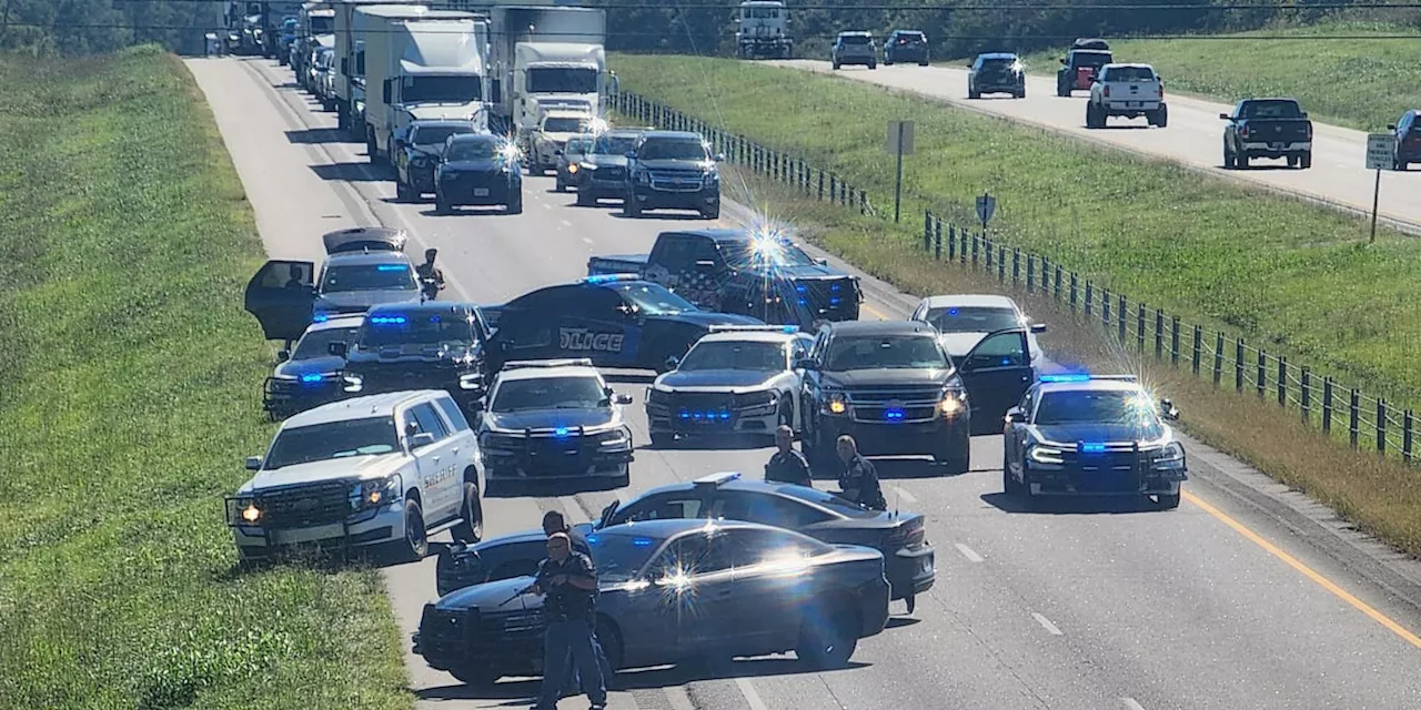 Woman arrested after police chase, standoff in central Alabama