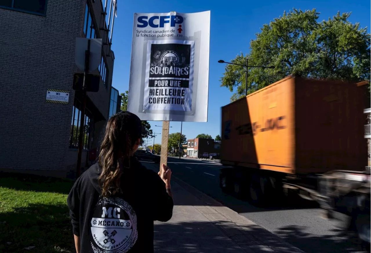 Shippers call on feds to protect supply chains against labour disruptions