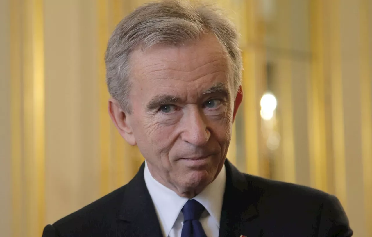 Erreur diplomatique: L'adresse email de Bernard Arnault révélée par le ministère britannique