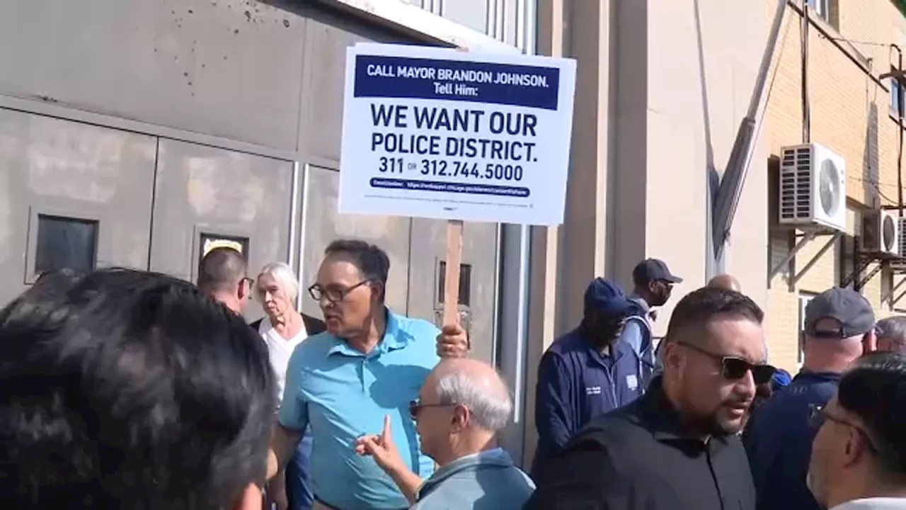 Community rallies for SW Side building to become CPD station, not storage facility as mayor proposed