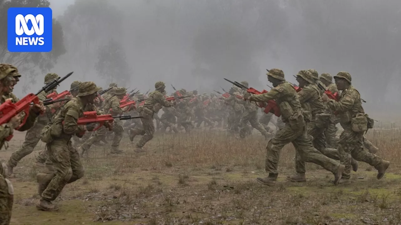 Cash bonuses to be offered to Australian Defence Force personnel who recruit others into the military