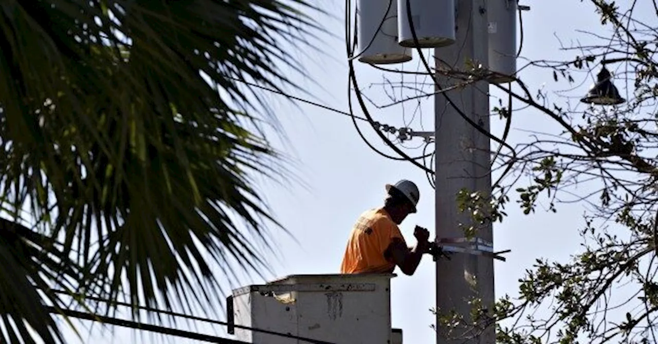 Linemen Receive Thanks After Restoring Power Following Hurricane Milton