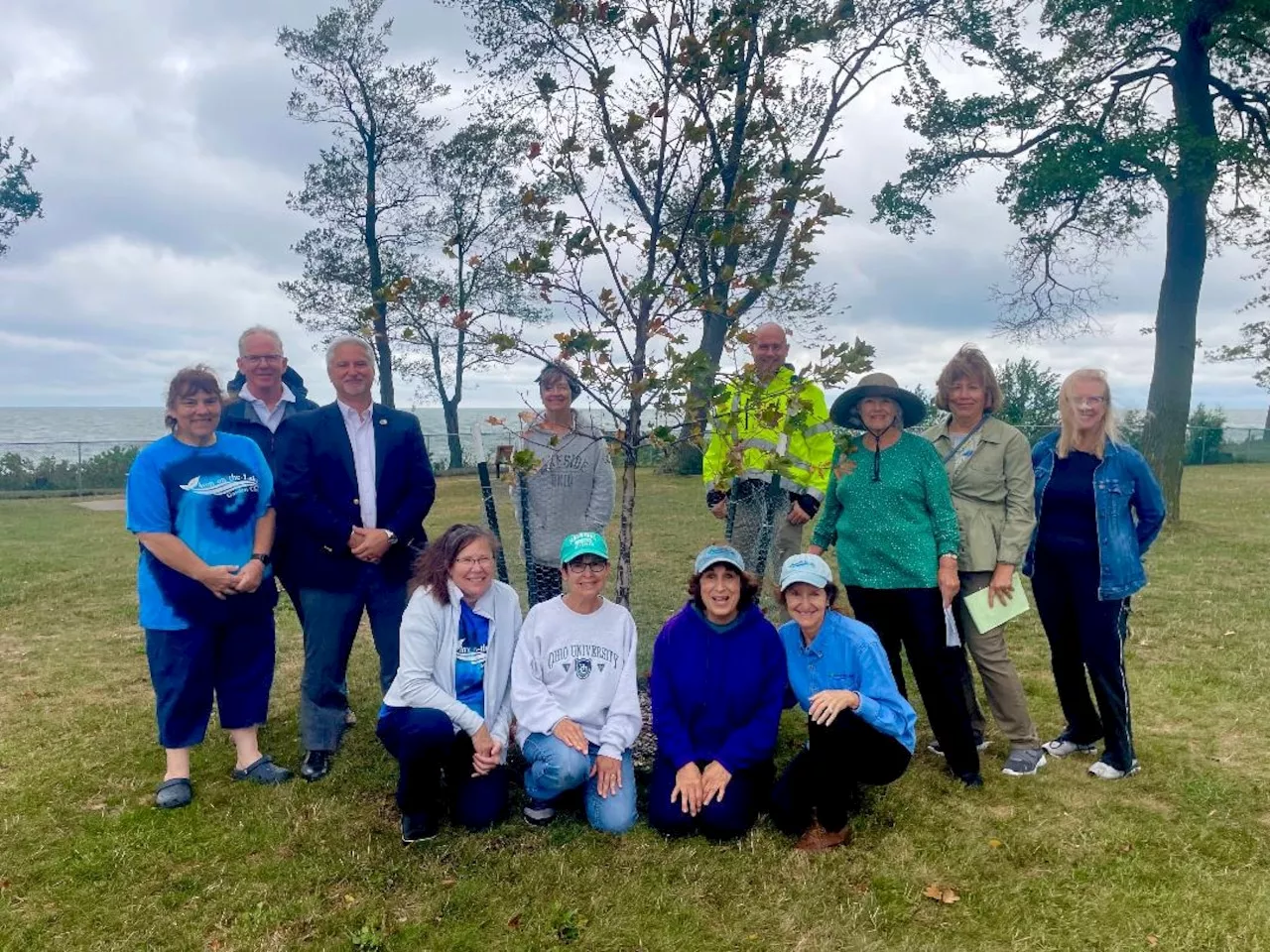 Avon-on-the-Lake Garden Club increases city’s tree canopy: Short Takes on Avon, Avon Lake and North Ridgeville