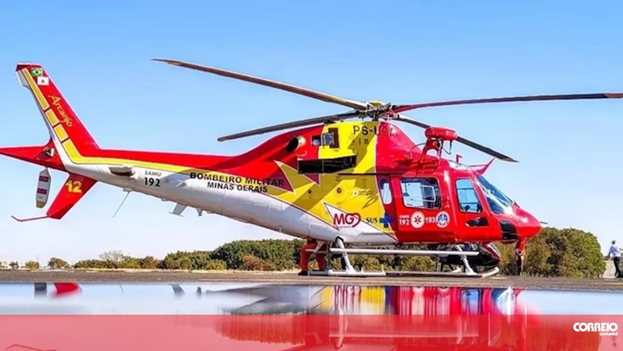 Quatro bombeiros, um médico e um enfermeiro morrem em queda de helicóptero de resgate no Brasil