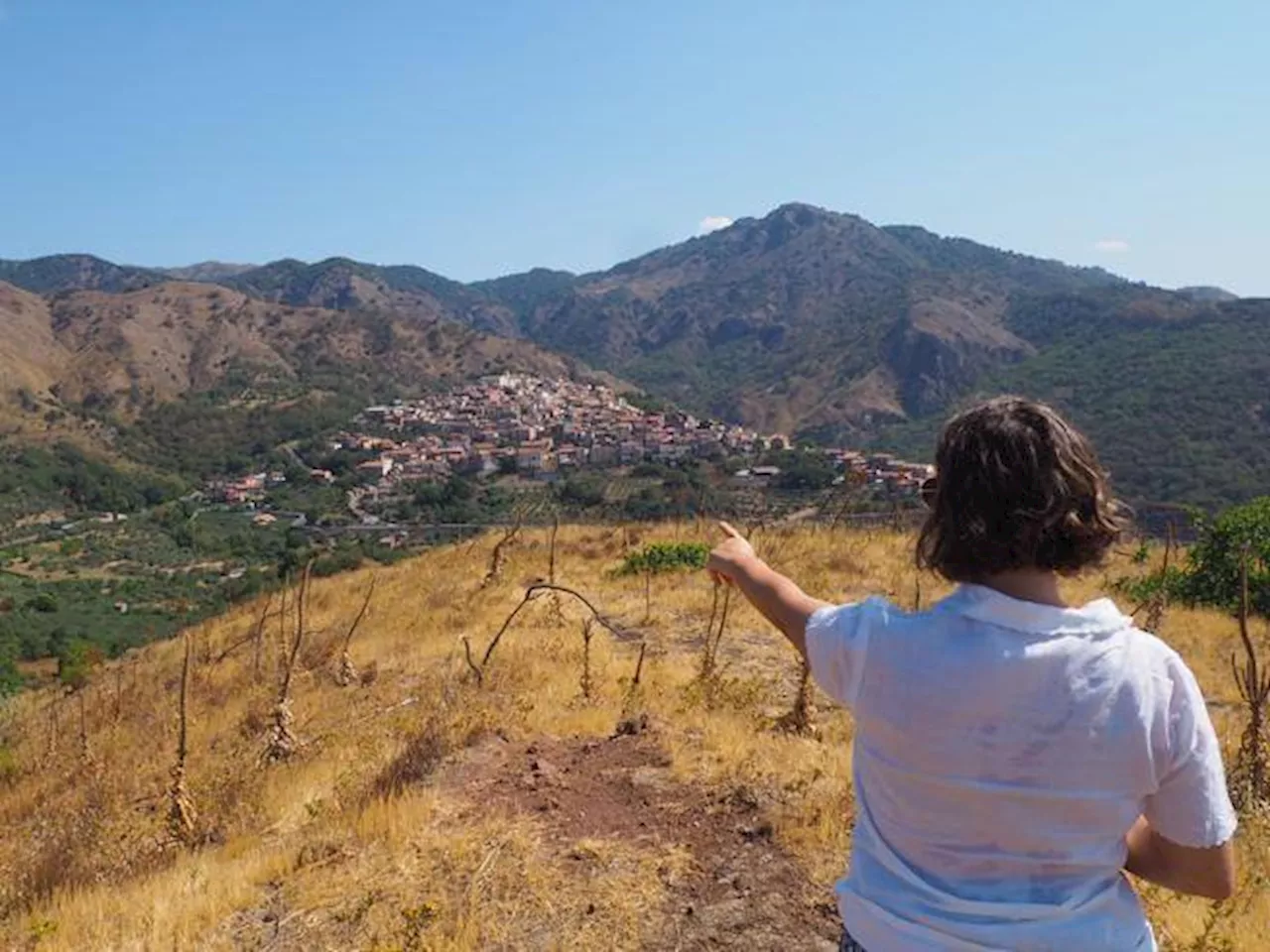 Malvagna: un borgo incantato tra panorami mozzafiato e tradizioni antiche