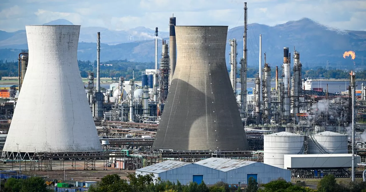 Grangemouth refinery workers who are set to lose jobs are being left high & dry