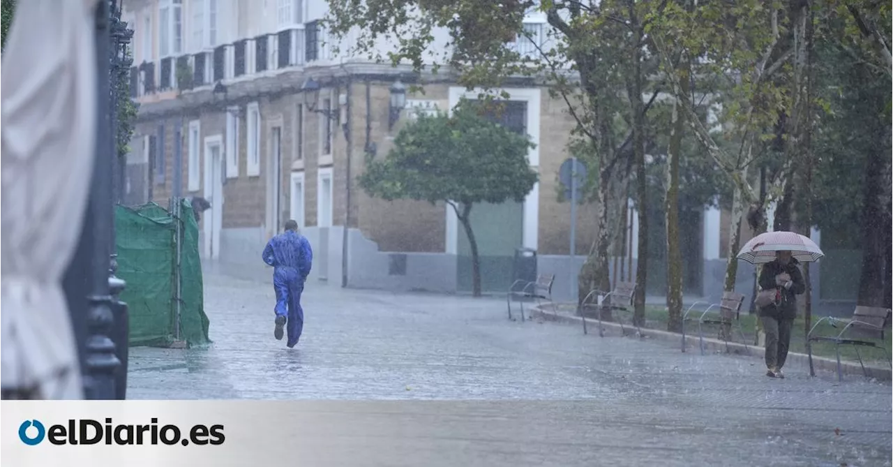 Avisos por lluvias y tormentas este 12 de octubre: AEMET pone en alerta por 'riesgo extremo' a Córdoba y Sevilla