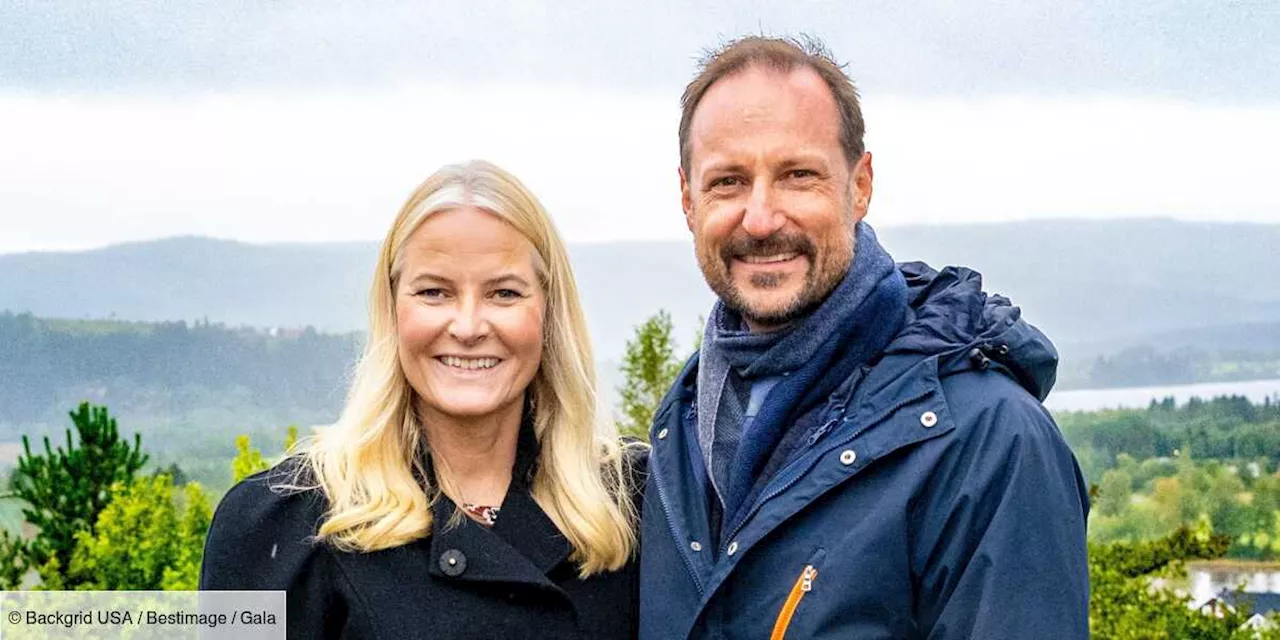 – Mette-Marit et Haakon de Norvège : visitez Skaugum, leur manoir royal près d’Oslo