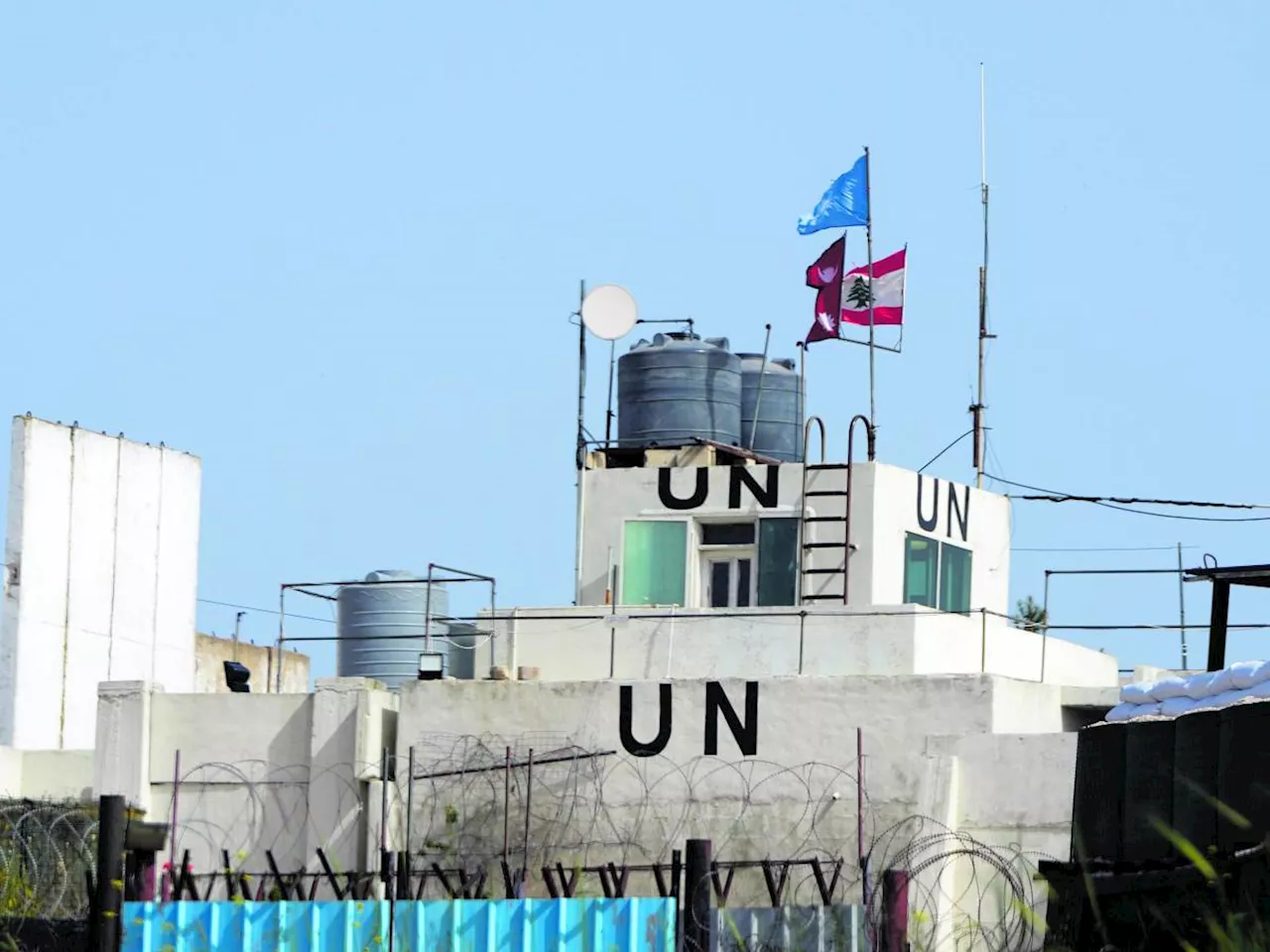 Altri missili contro l'Unifil L'Idf: 'Colpiti per errore'