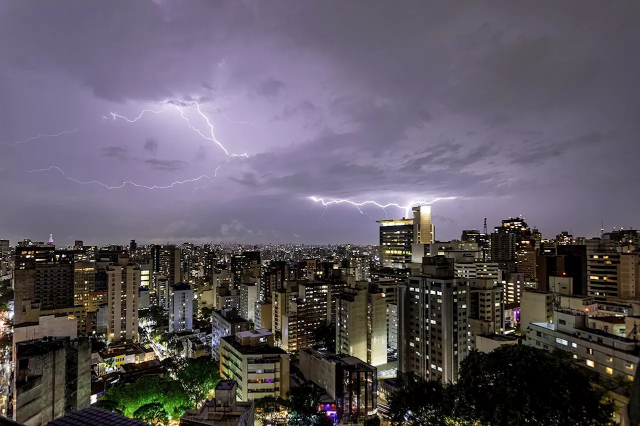 Chuva em SP: temporal deixa uma pessoa morta na capital e bairros seguem sem luz há mais de 12 horas