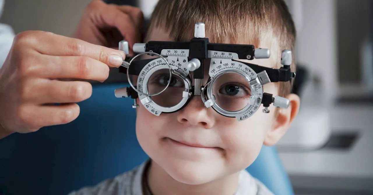 Immer mehr Kinder kurzsichtig: Woran Eltern Fehlsichtigkeit erkennen können