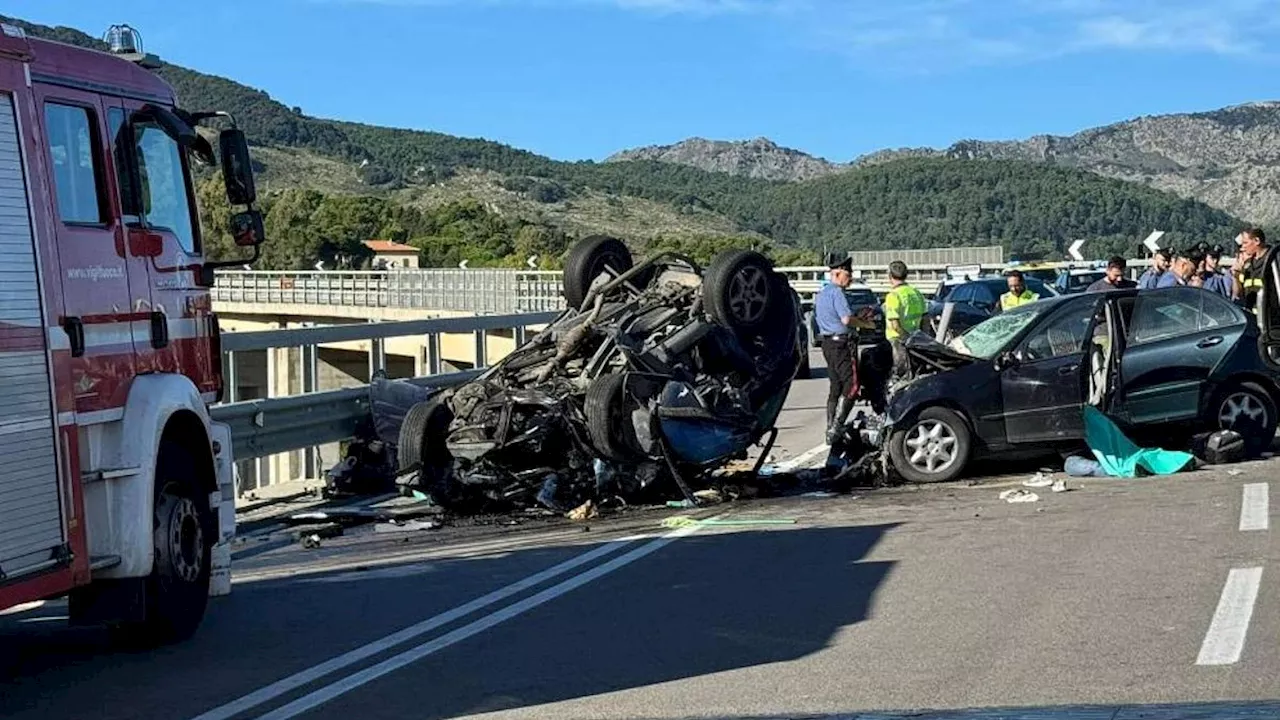 Incidente sulla Palermo-Sciacca, tre morti e almeno tre bambini feriti gravi