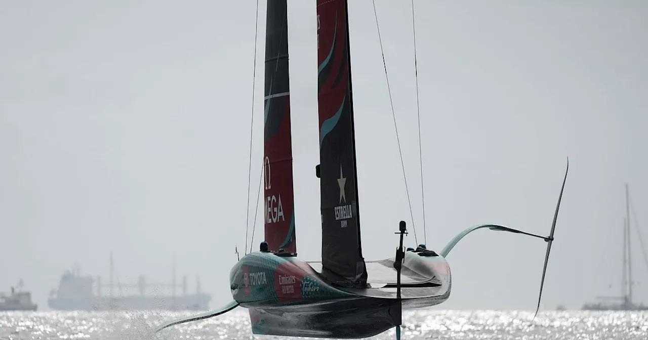 Titelverteidiger Neuseeland startet stark in America’s Cup