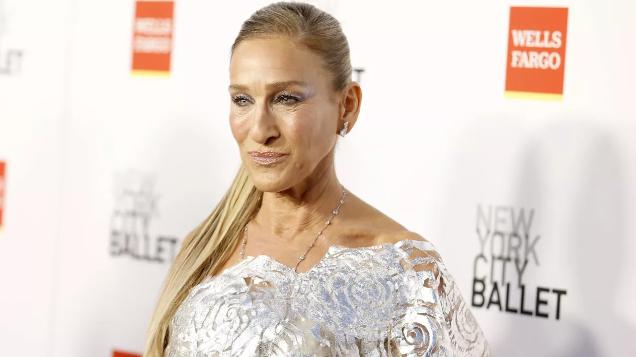 Glamourös: Sarah Jessica Parker strahlt in silbernem Kleid