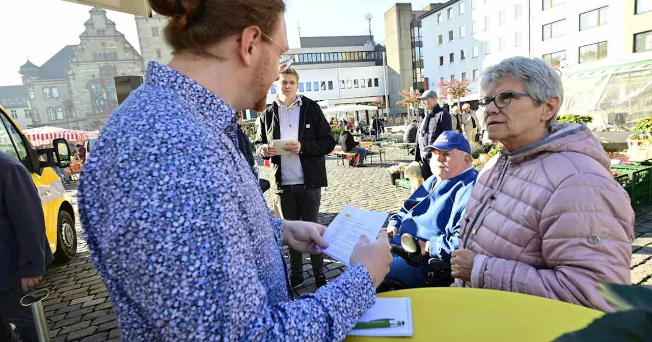 Mönchengladbach: Mobile Redaktion der Rheinischen Post auf dem Rheydter Wochenmarkt -Heimatliebe