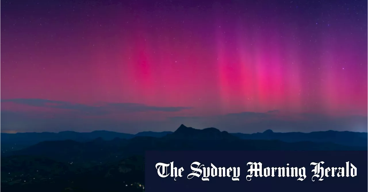 Spectacular Aurora Australis paints Australian skies as far north as Queensland