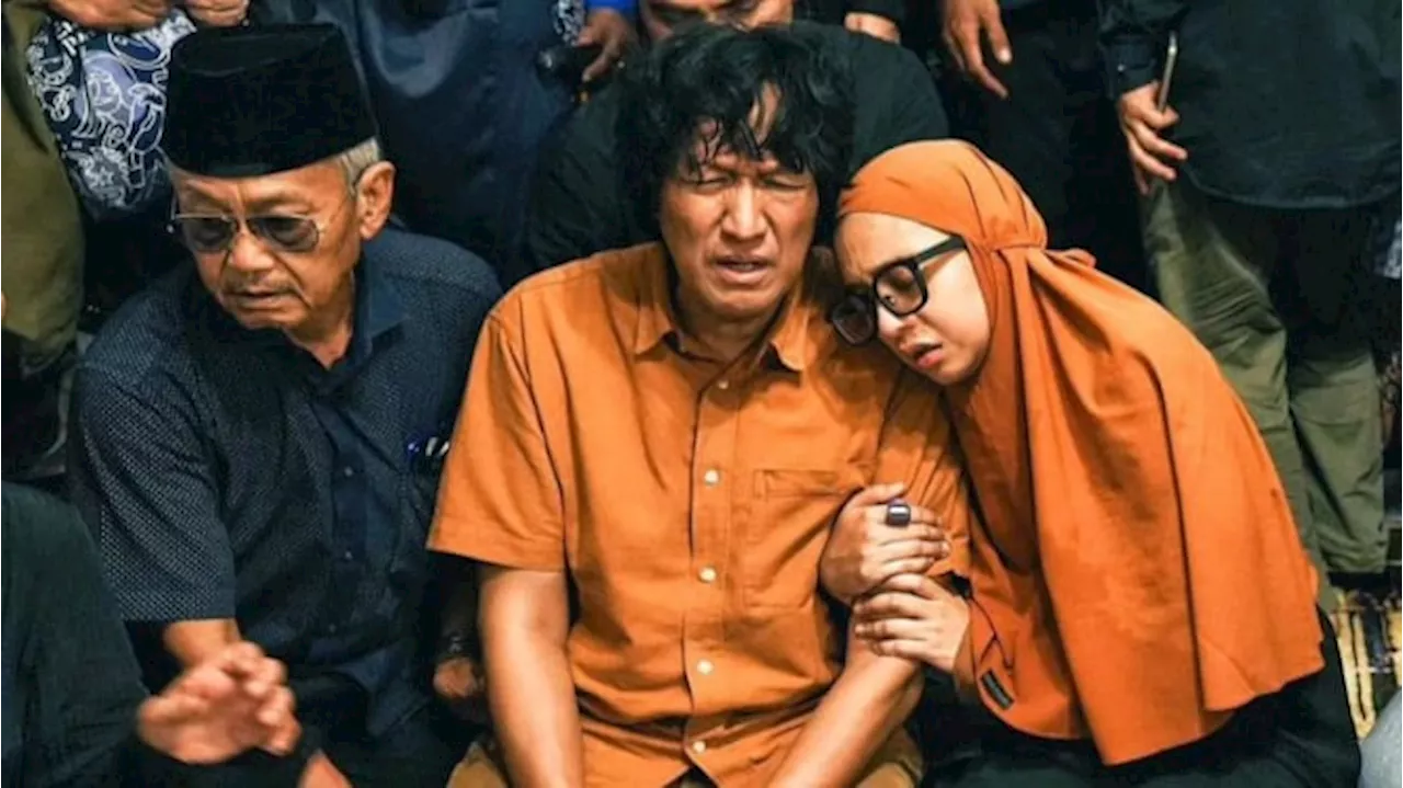 Ikang Fawzi Udah Manggung Lagi Meski Masih Berduka, Anak: Ayah Berusaha Profesional