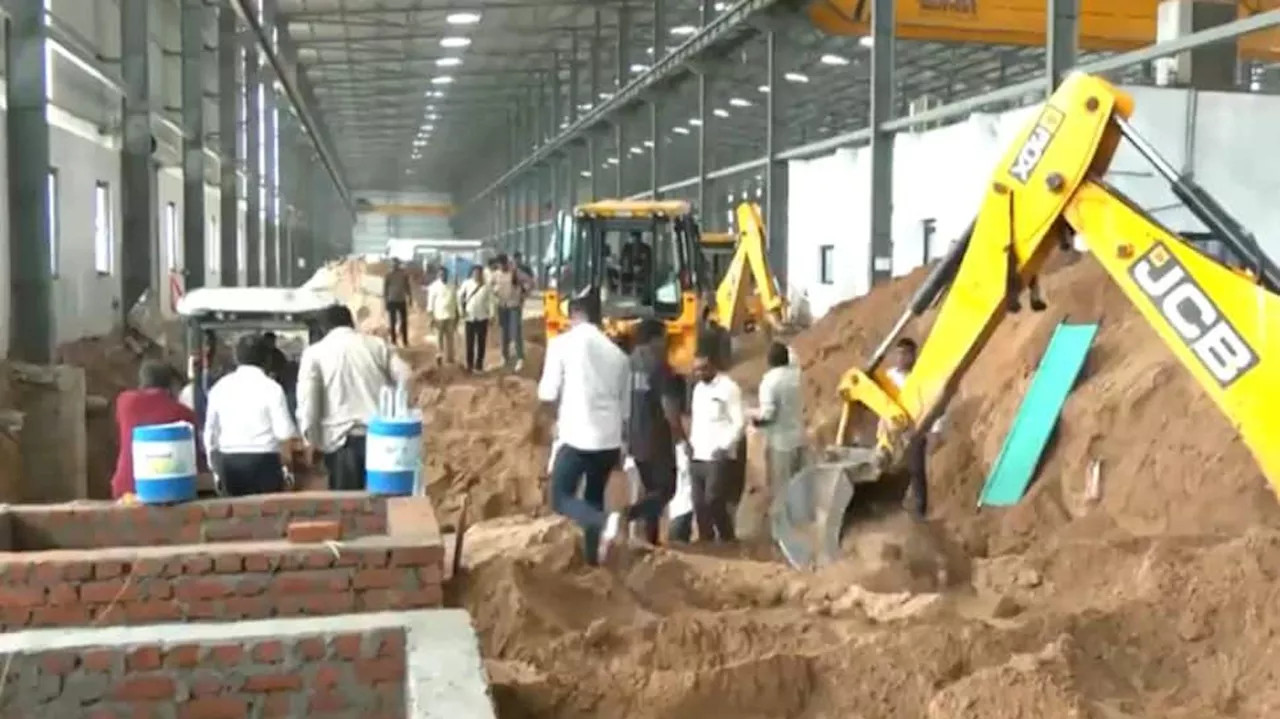 Gujarat Wall Collapse: 7 Workers Killed At Construction Site In Mehsana, Rescue Operations Underway