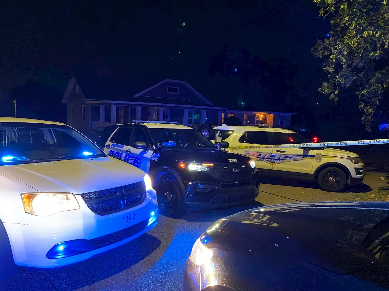 30-year-old ID’d as man fatally shot in front of Ensley home