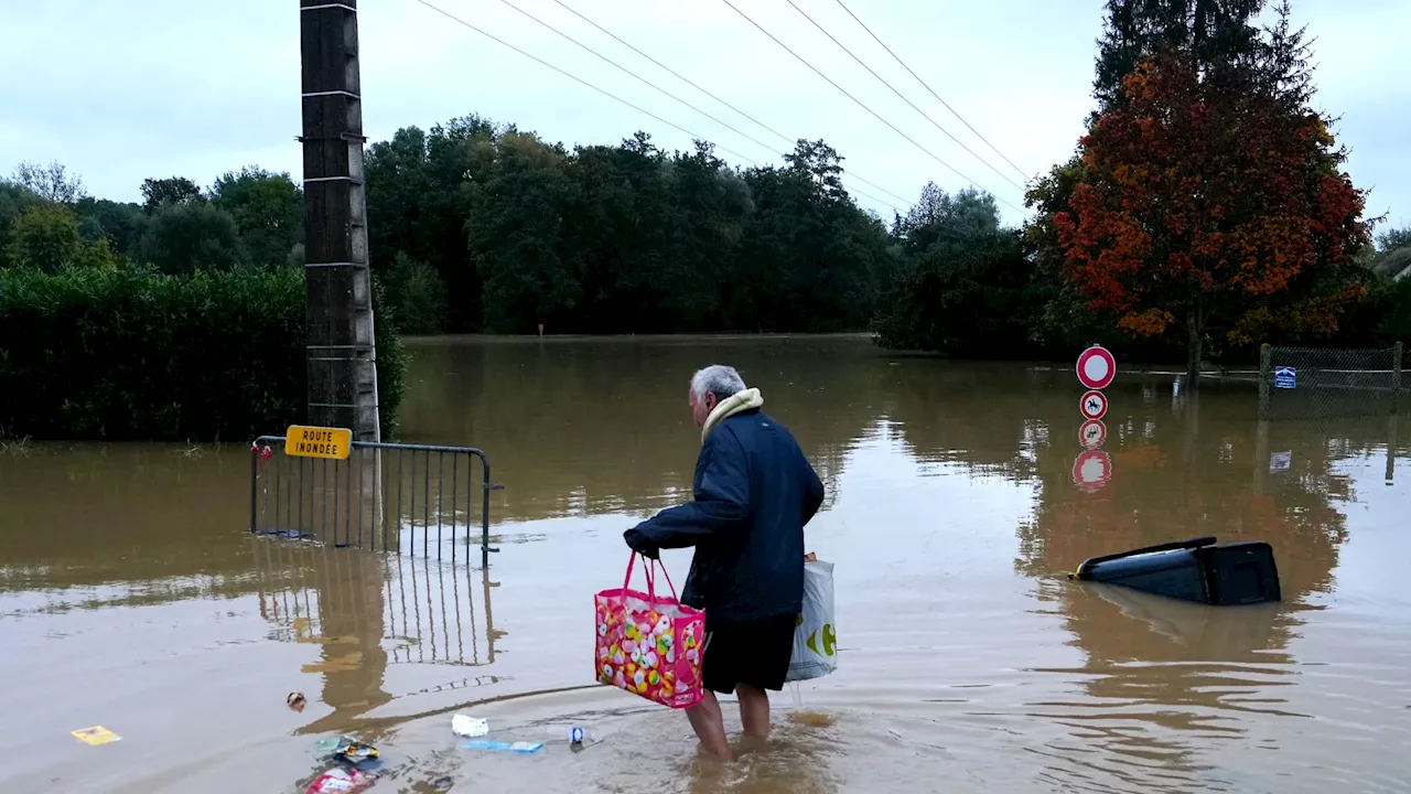 Seine-et-Marne: après les crues, place au nettoyage pour les habitants et les commerçants sinistrés