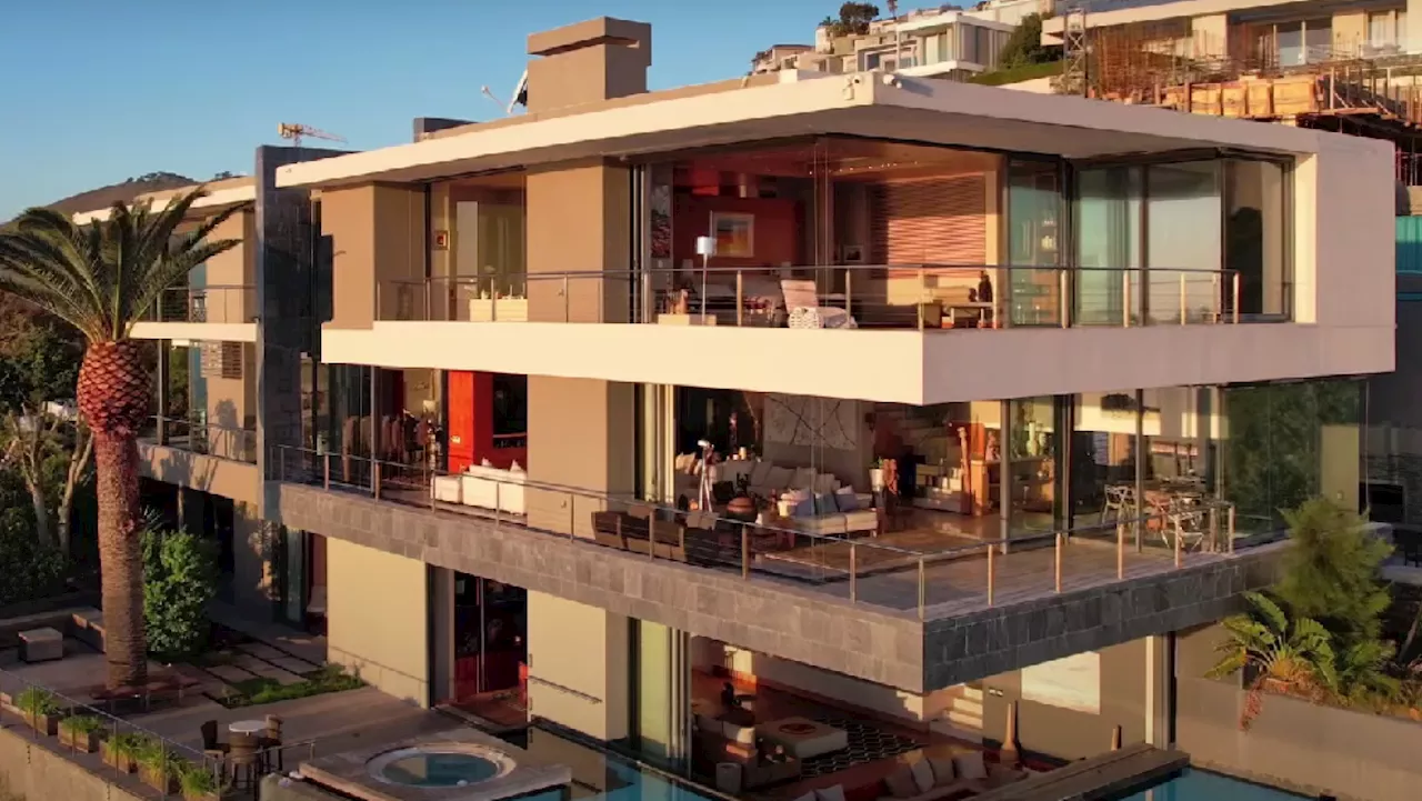 See how the Cape doctor shields this R75 million Bantry Bay home