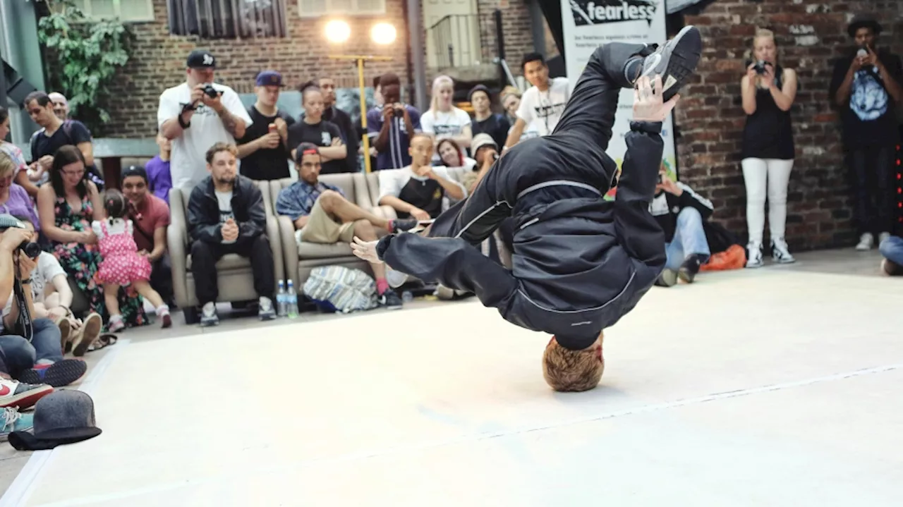 'Headspin hole': Man develops scalp tumor after decades of breakdancing