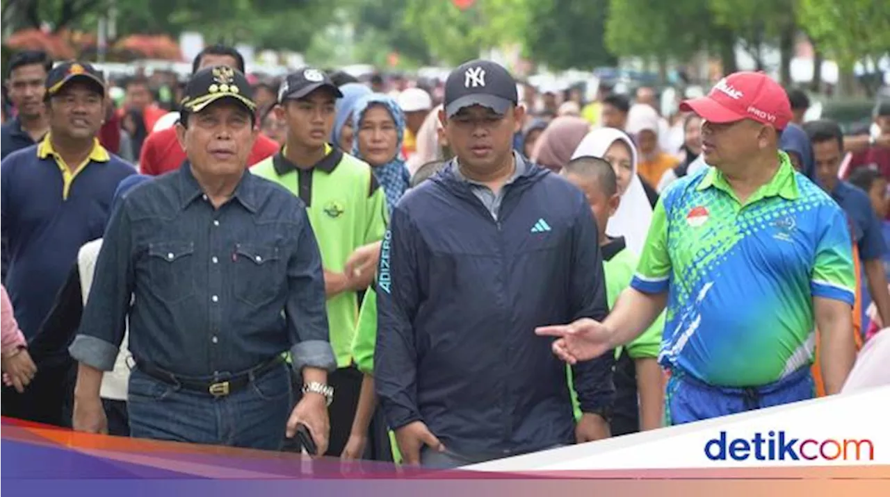 AKBP Budi Ajak Masyarakat Rohul Sukseskan Pilkada 2024 saat Jalan Sehat