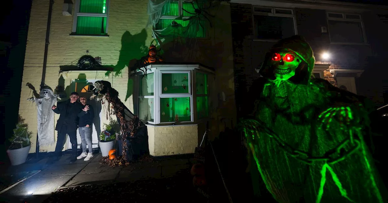 Man loves watching Ring doorbell as people approach his Halloween house