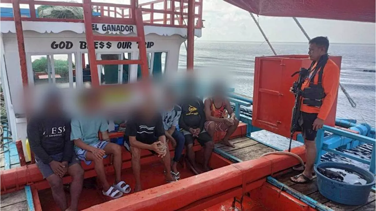 PCG apprehends three bancas for illegal 'galadgad' activities