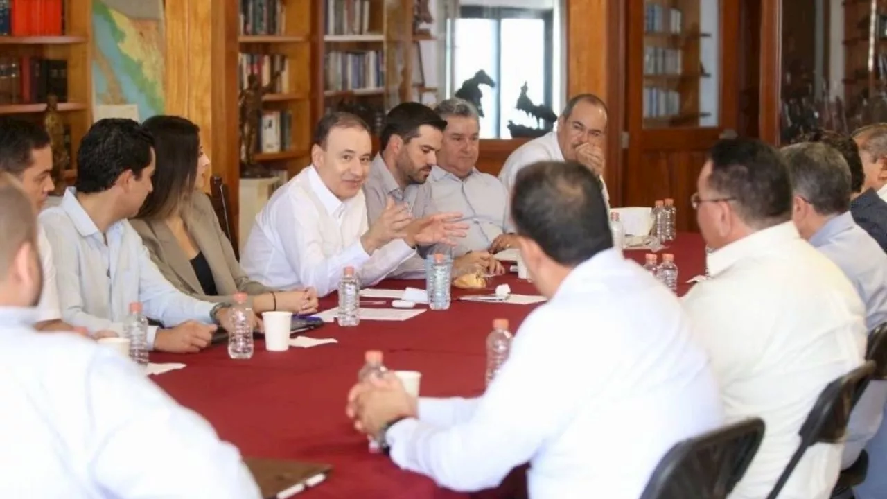 Alfonso Durazo y organismos empresariales acuerdan agenda conjunta de promoción al Plan Sonora