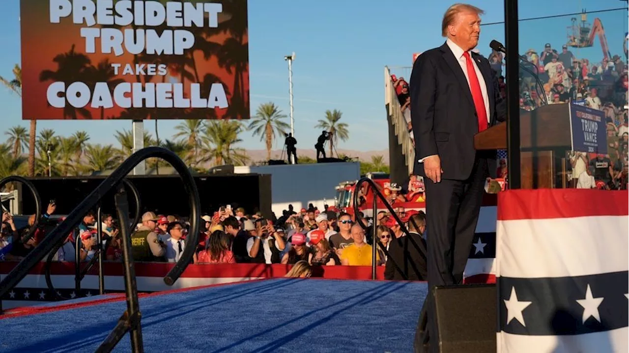 Dennis Quaid rallies with Trump in California, telling people to 'pick a side'