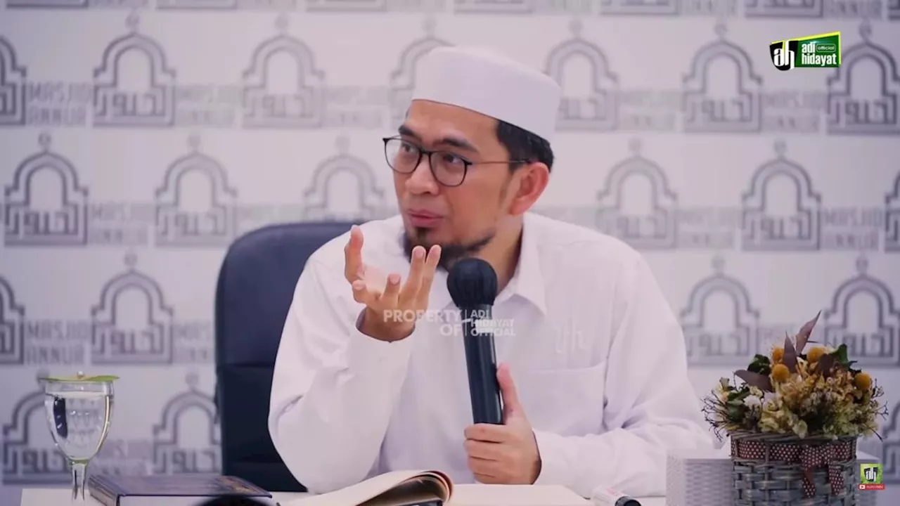 Dahsyat! Ini Amalan Mudah Mendapatkan Cinta Allah Seumur Hidup dari Ustadz Adi Hidayat