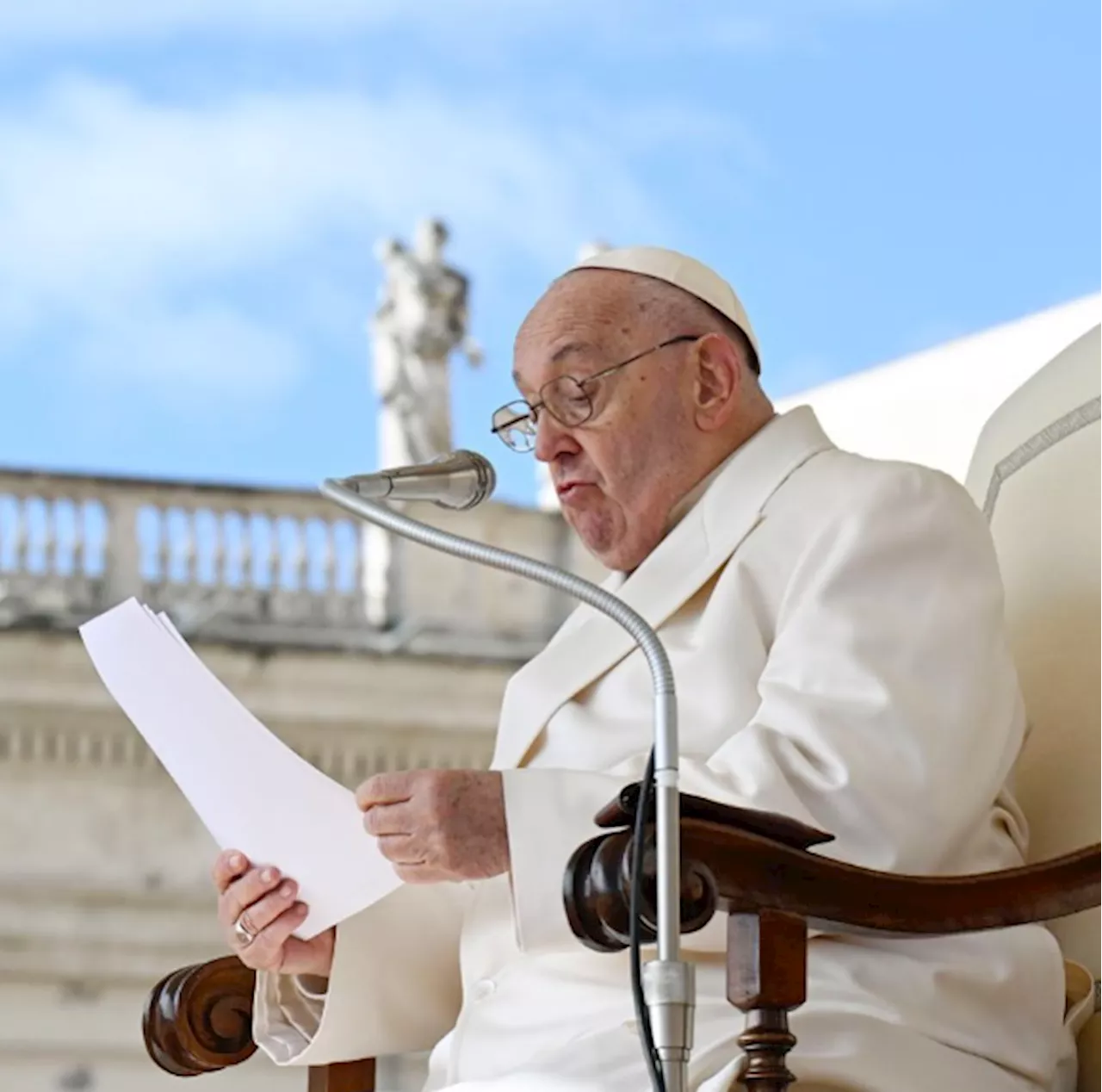 Pope Francis urges new cardinals to live with humility, compassion