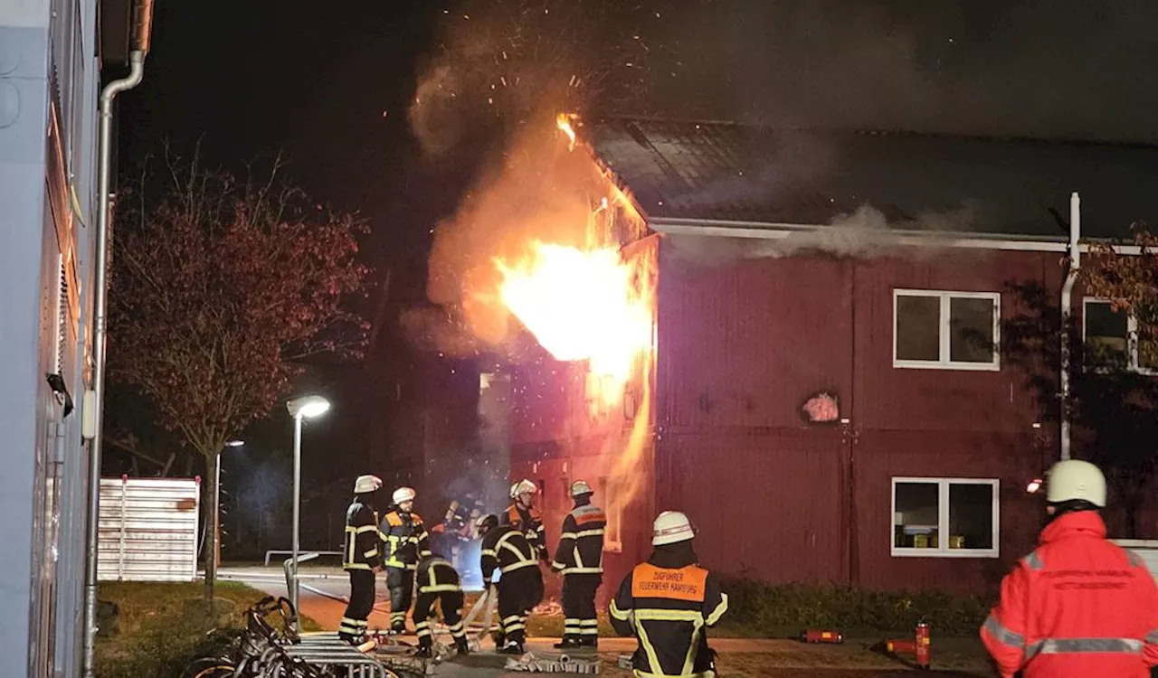 Asylunterkunft in Hamburg brennt lichterloh – Menschen vermisst