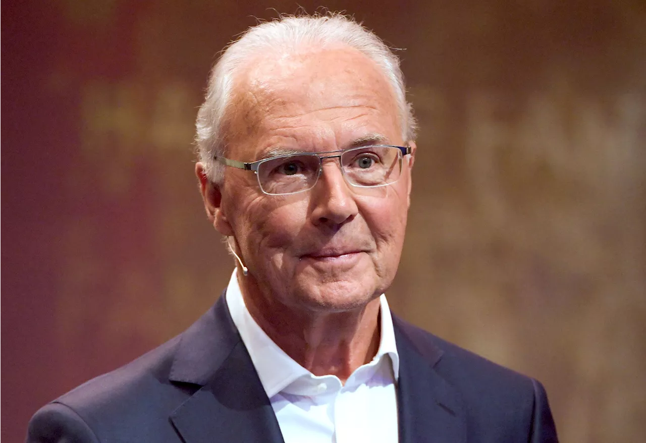 Maier, Breitner und Roth gedenken bei Sportpreis Beckenbauer