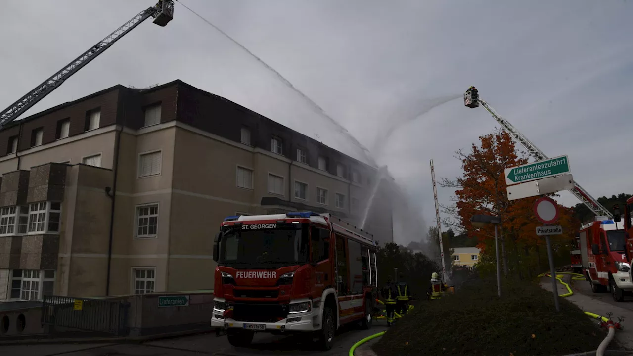 An die 300 Einsatzkräfte übten Ernstfall im Klinikum Scheibbs