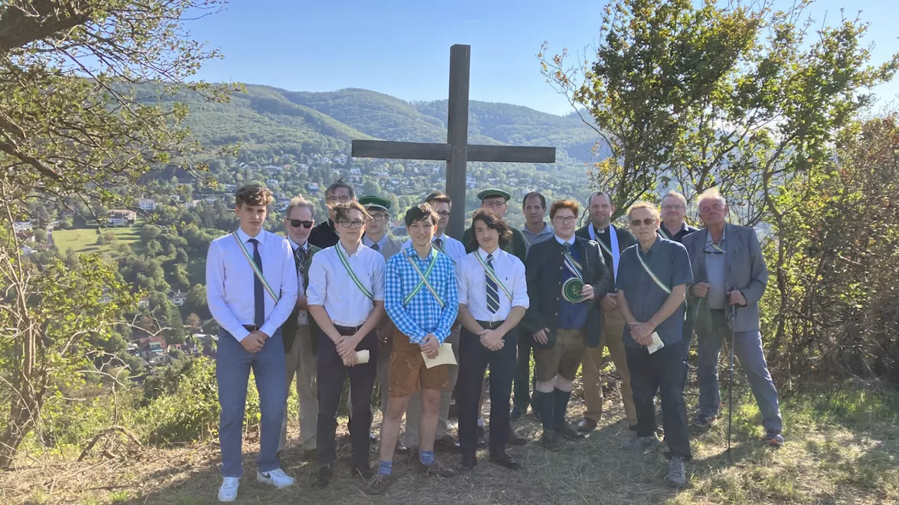 Arminenkreuz: Ein Denkmal für Glaube und Widerstand in Klosterneuburg