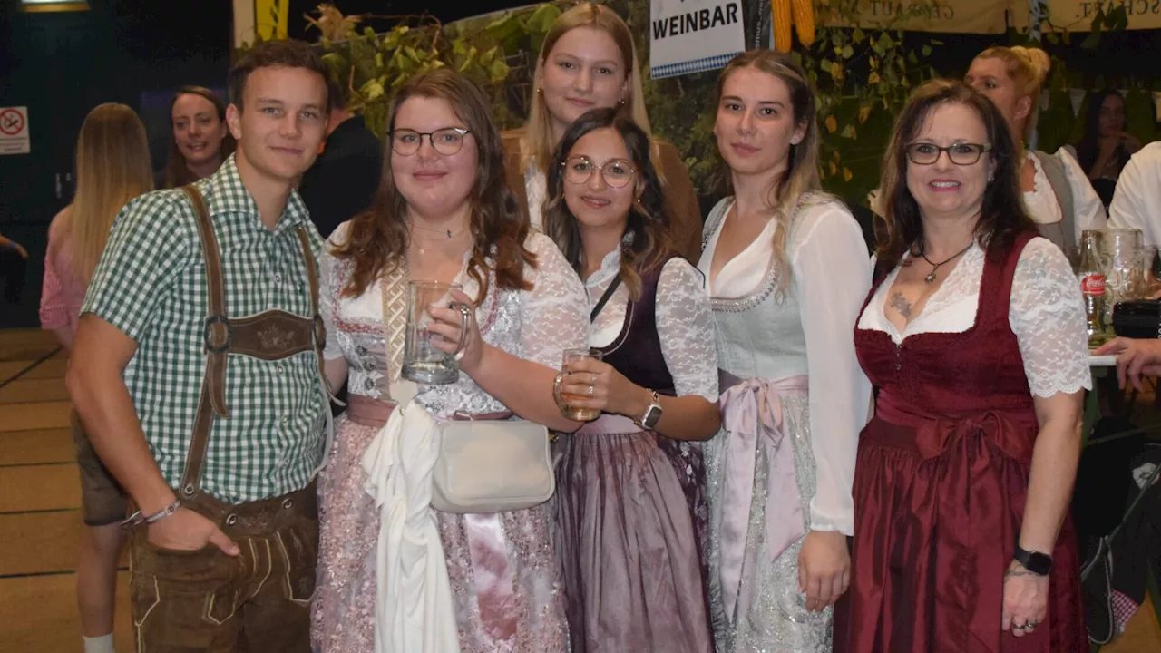 Ausgelassene Stimmung am Waidhofner Oktoberfest