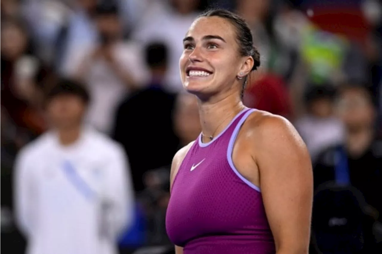 Aryna Sabalenka gagne un 17e titre et met la pression sur la N.1 mondiale Iga Swiatek