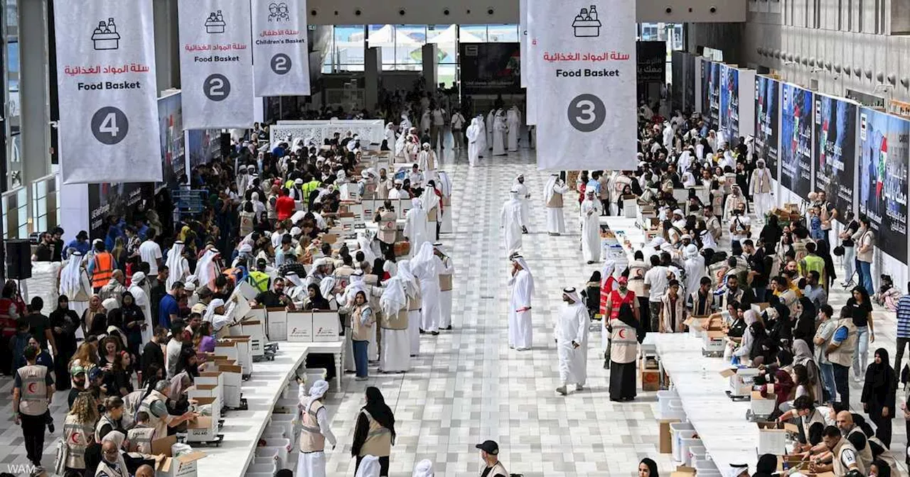 'الإمارات معك يا لبنان' تجمع 250 طنا من المساعدات الإغاثية