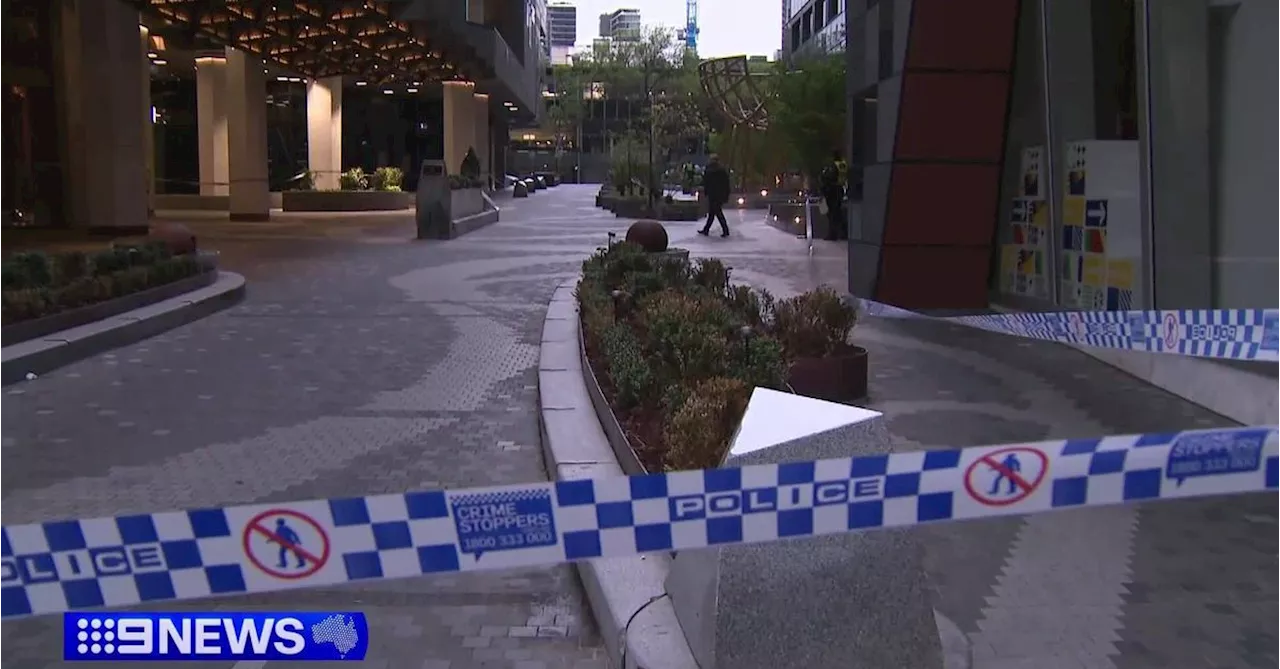 Loud arguing allegedly heard before man shot in Melbourne CBD