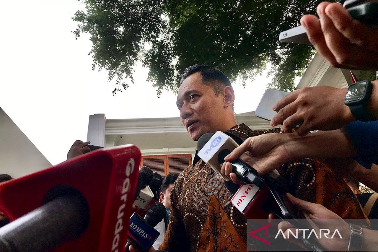 Prabowo panggil calon menterinya ke Kertanegara