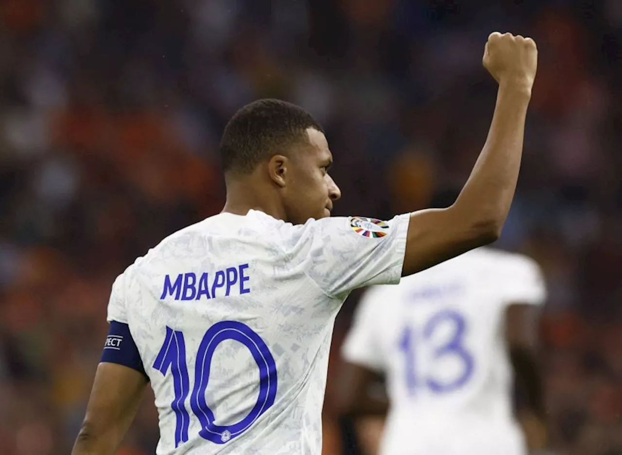 O que técnico da Seleção Francesa disse sobre ida de Mbappé a boate durante jogo