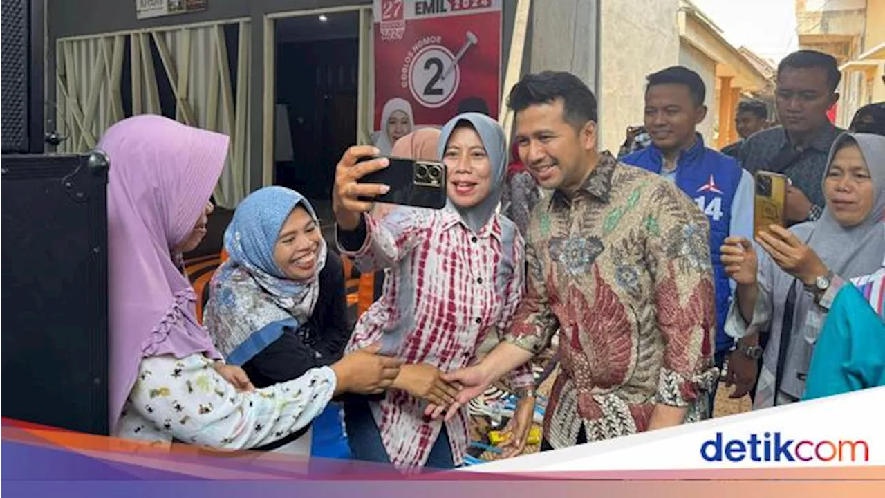 Kelompok Usaha Ibu-ibu Perajin Anyaman di Kediri Dukung Khofifah-Emil