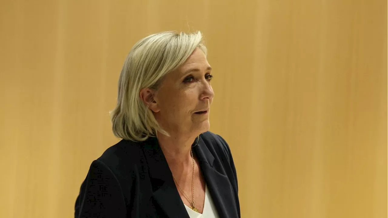 DIRECT. Procès des assistants parlementaires du FN : Marine Le Pen est arrivée au tribunal pour son premier in